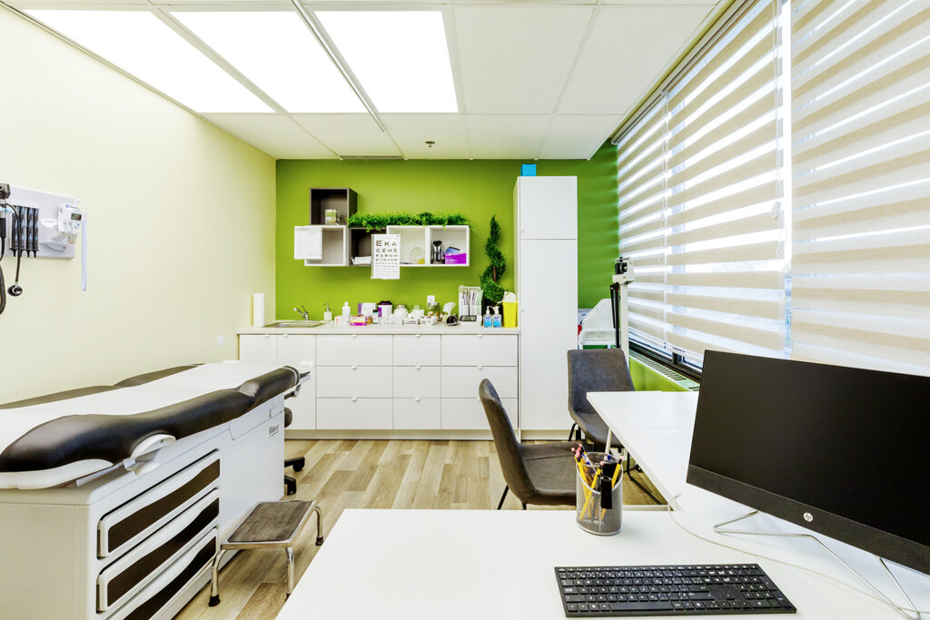 Same day doctor appointment. Find a doctor by “Walk-in clinic” at Clinique LABELLE, Laval and Montreal area